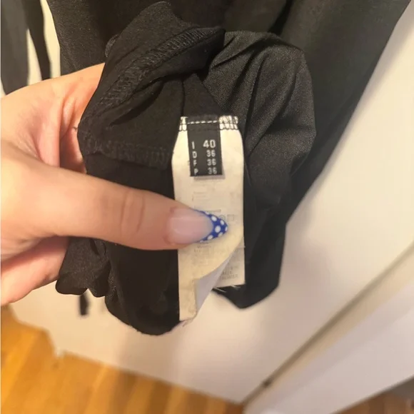 Vintage Italian designer wrap dress with hood - Picture 5 of 5